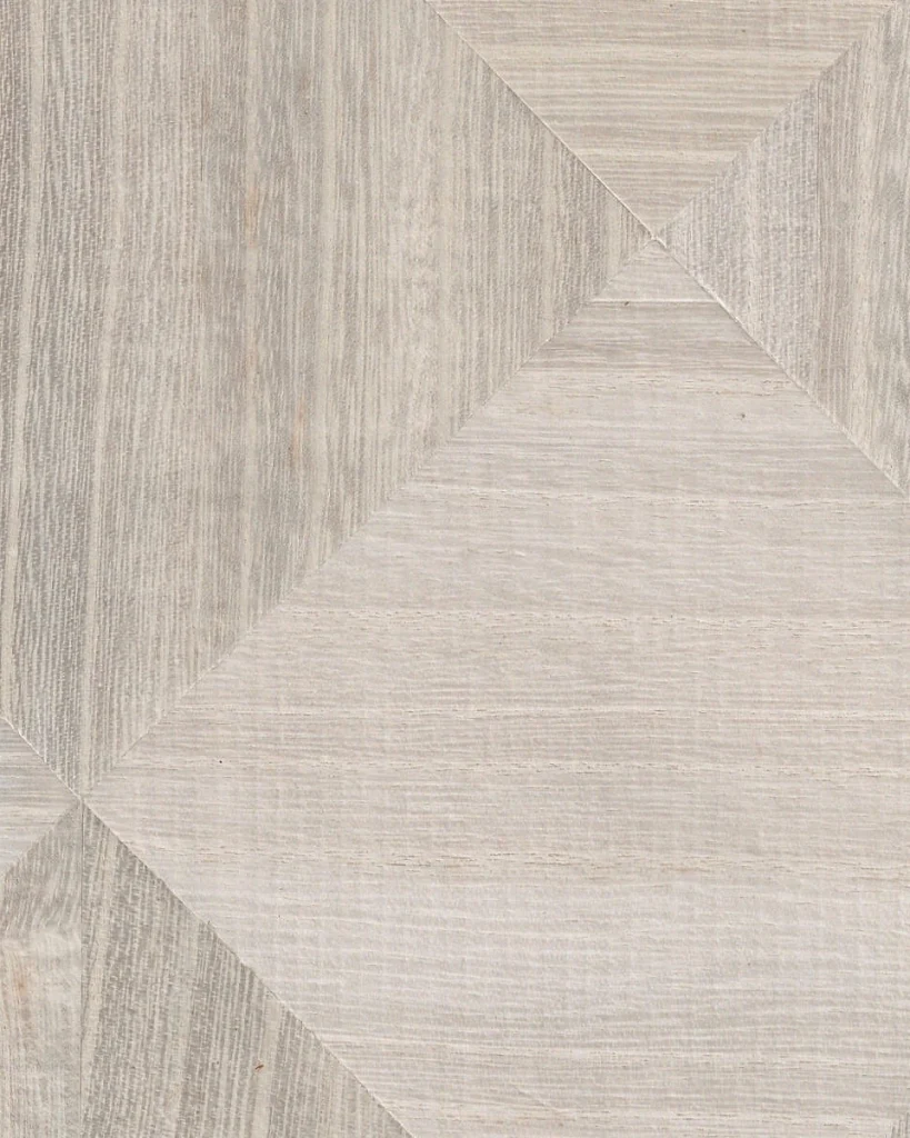 WOOD VENEER & MARQUETERIE I02
